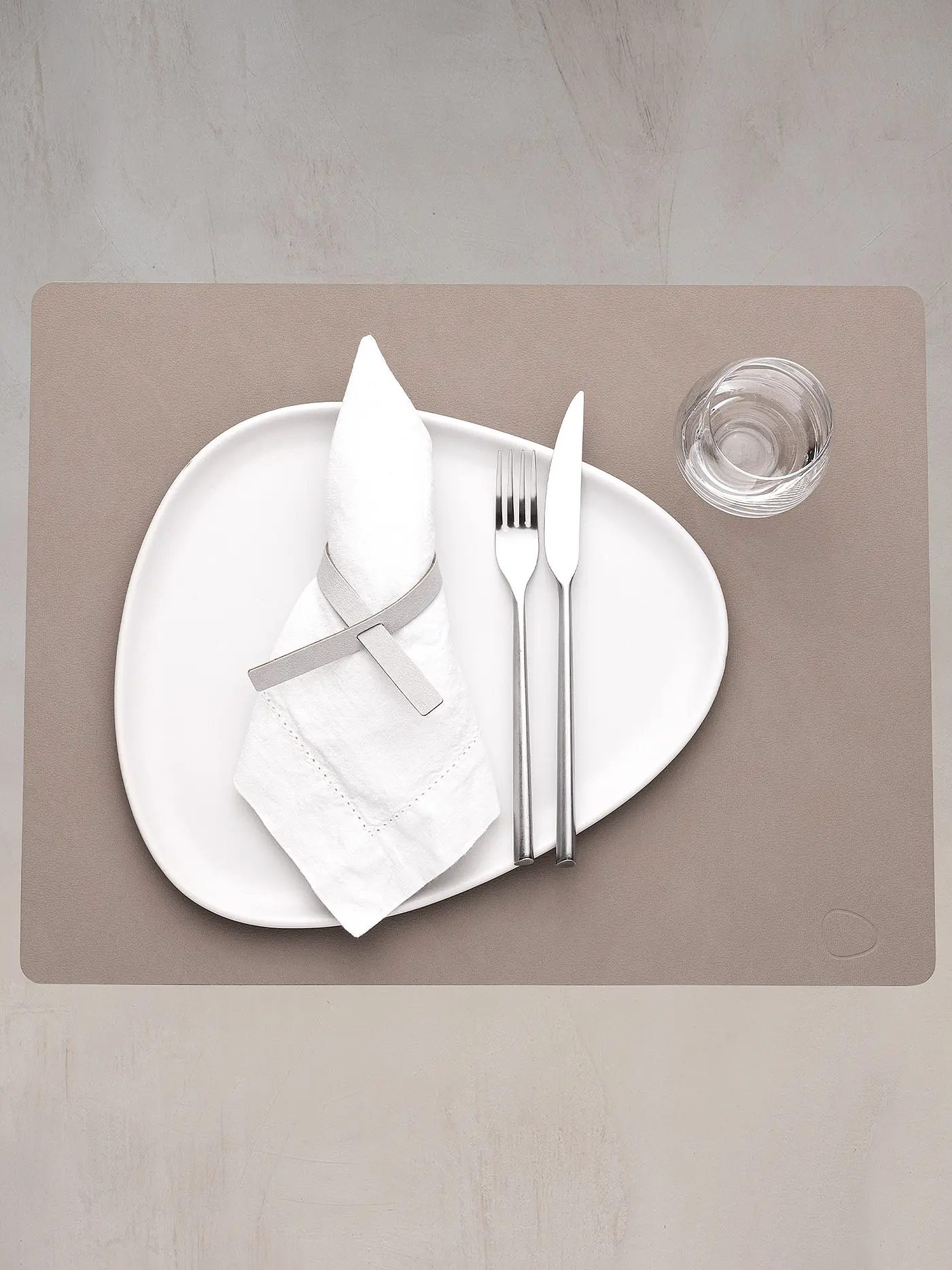 LIND DNA | Leder-Platzset "Nupo" eckig 35x45cm | hellbraun
